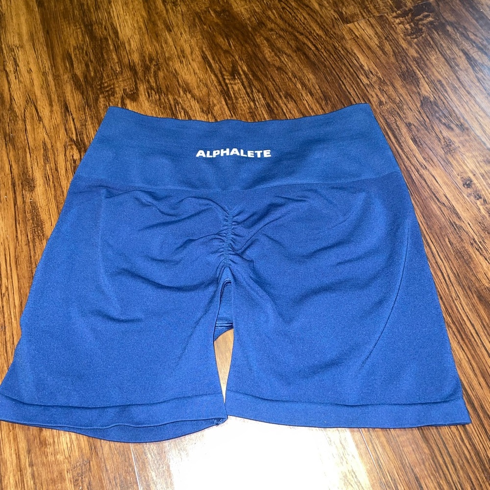 Alphalete Amplify Victory Blue shorts